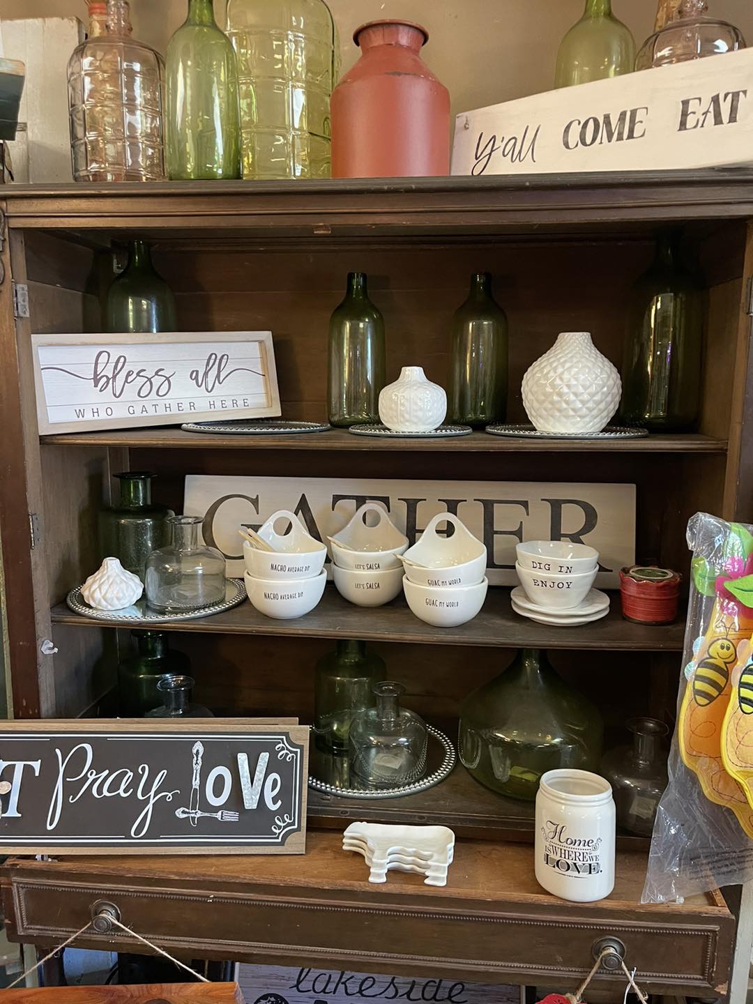 vases and kitchen decor