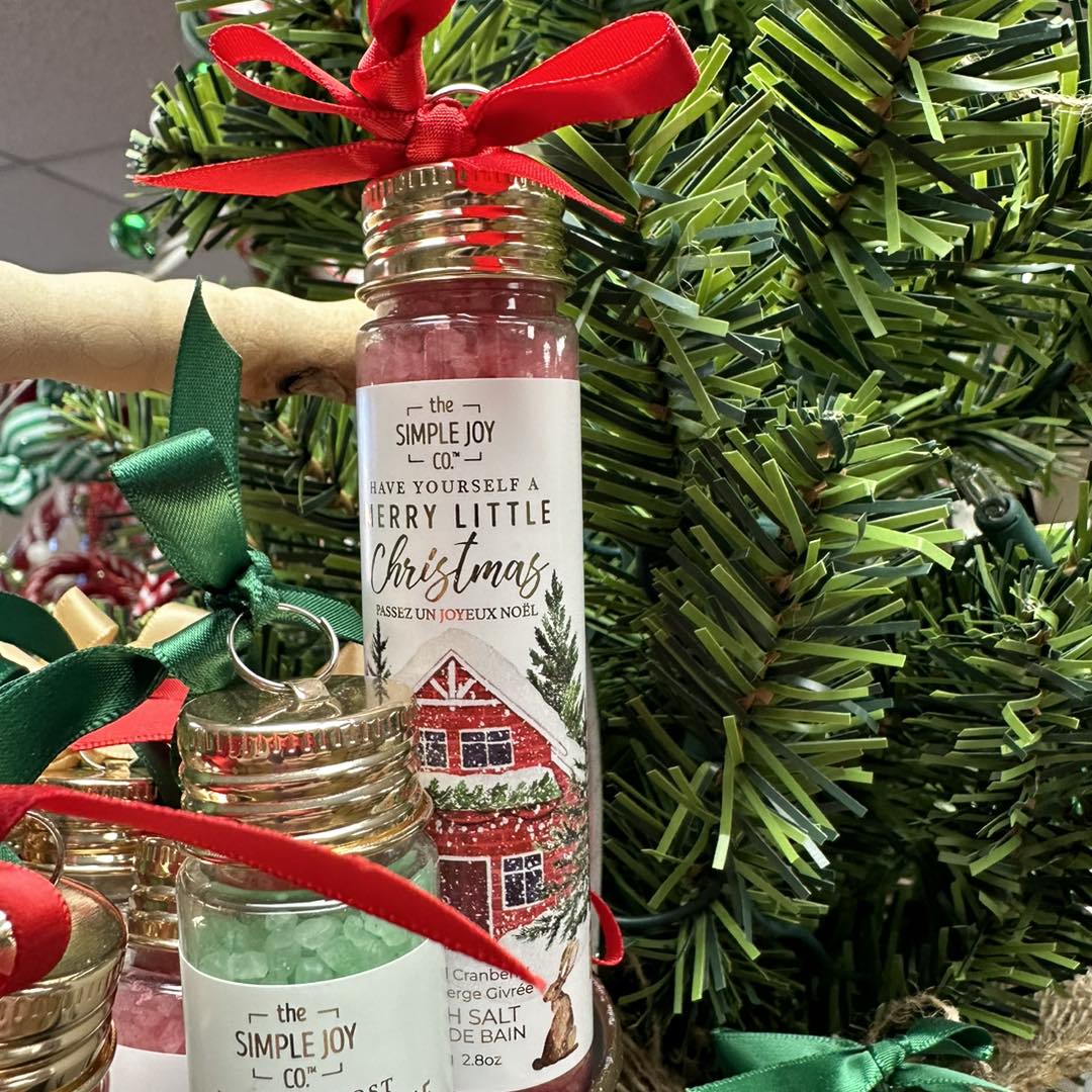 Christmas bath salts